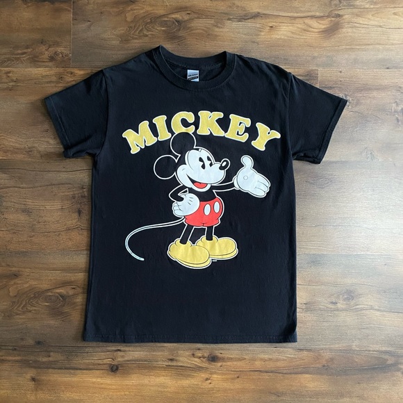 Gildan Other - Mickey Mouse Black Graphic Tee Size S
